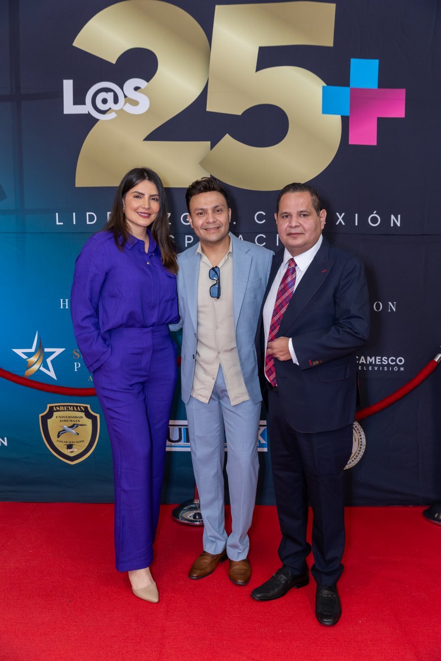 Alfombra Roja - X Edición de “Los 25 Más"