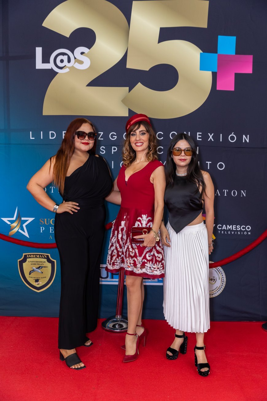 Alfombra Roja - X Edición de “Los 25 Más"