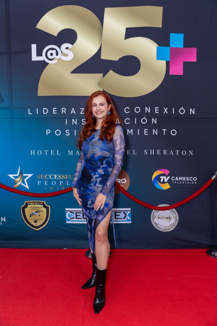 Alfombra Roja - X Edición de “Los 25 Más"